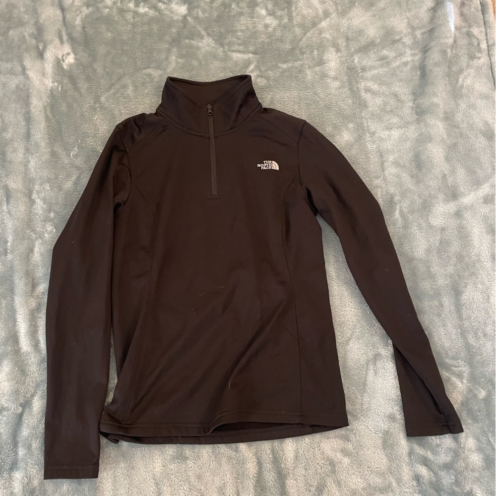 Donating end of July! The North Face Quarter Zip Pull Over